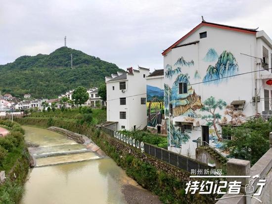 特约记者行：“纹身”美乡村 汇集三重文化