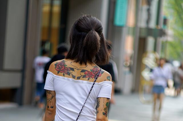 身上有纹身的都怕热，这事背后有没有科学道理？