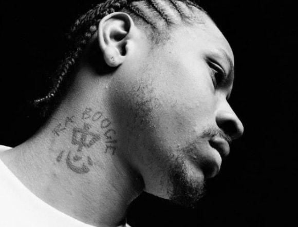 不懂中文闹笑话！NBA球员奇葩纹身，看到这纹身姚明不厚道地笑了