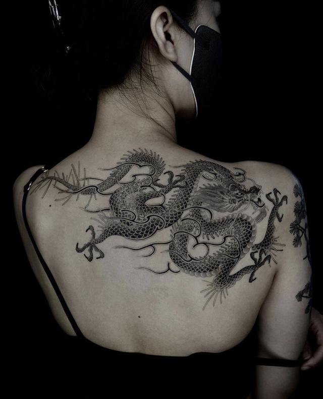 工笔在纹身上的体现--工笔画风格纹身图案欣赏
